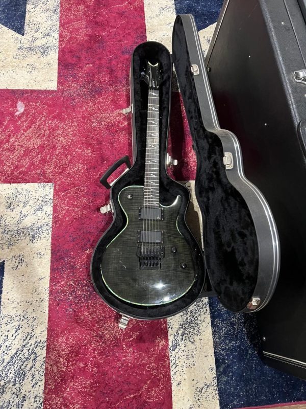 Guitarra Dean Deceiver Floyd Rose EMG 81 / 85
