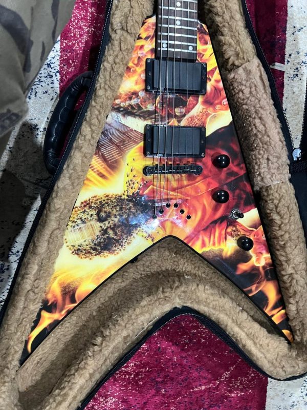 Guitarra Dean Dave Mustaine End Game + Case Solidsound - Imagem 3